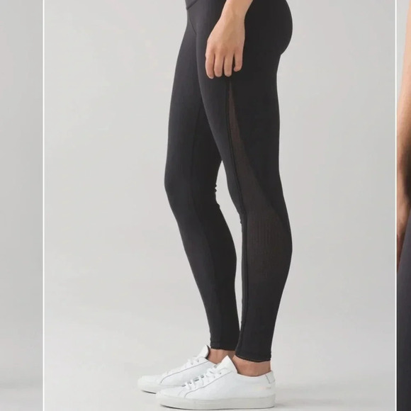 Lululemon Deep Breath Tight Black Size 4 - Picture 2 of 12